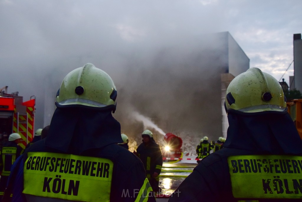 Feuer 3 Koeln Poll Poller Kirchweg P0494.JPG - Miklos Laubert